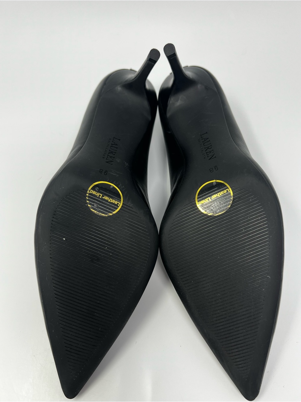 Ralph Lauren Lanette Pumps
Size 9 - Picture 7 of 9